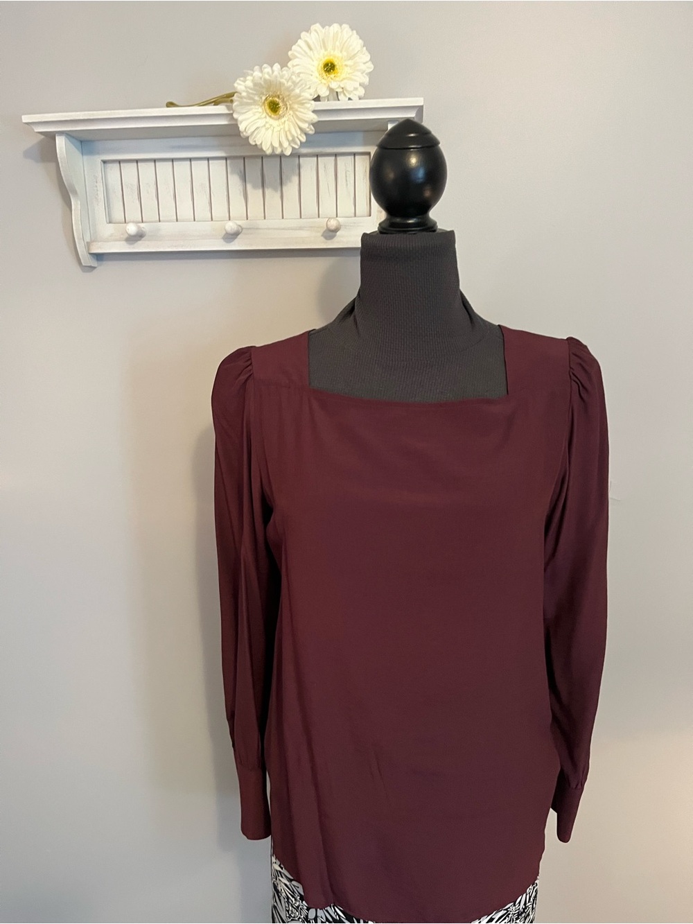 LOFT Plum Square-Neck Long Sleeve Top EUC